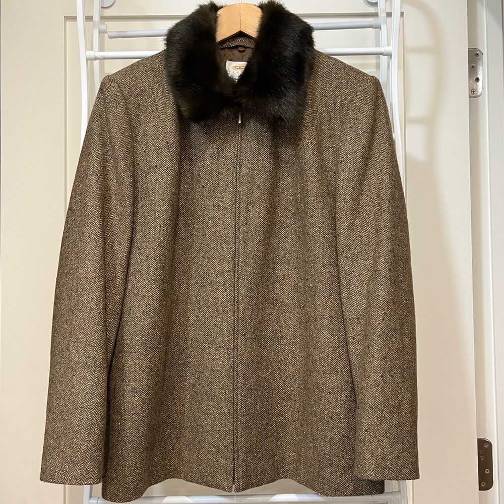 Talbots Jacket w removable fur collar